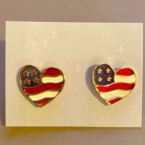 Heart-shape American flag pierced earrings
